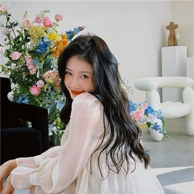 热门明星汤唯